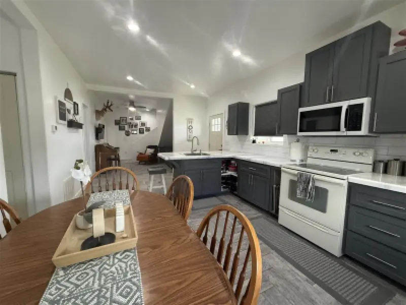 280 Main St Cowley #11
