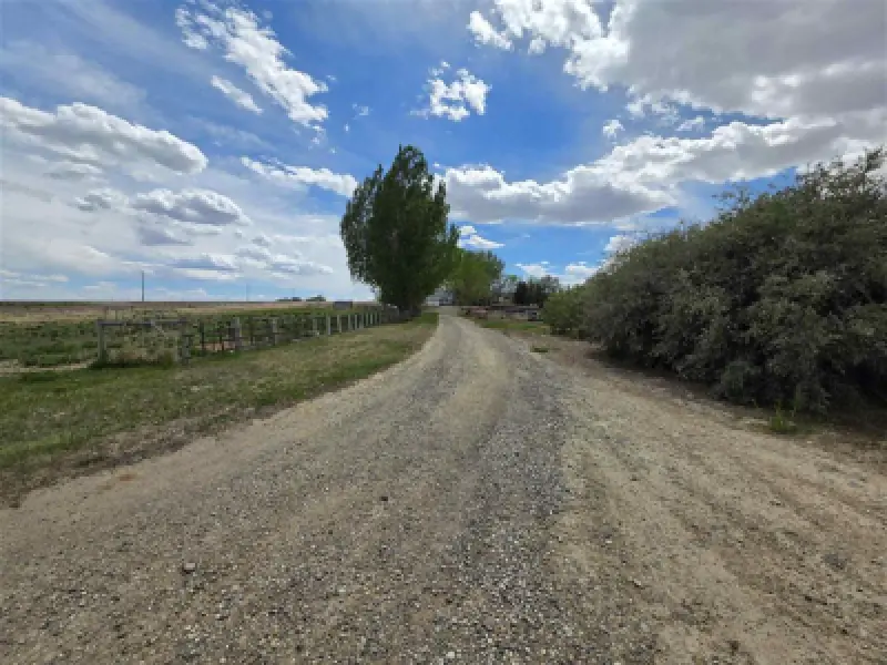 1302 Ten Mile Dr Worland #11