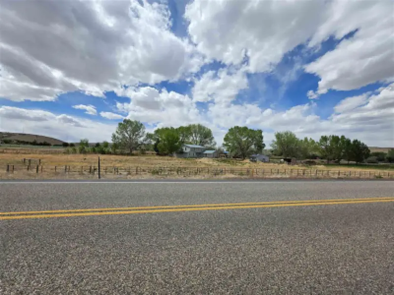 1302 Ten Mile Dr Worland #13