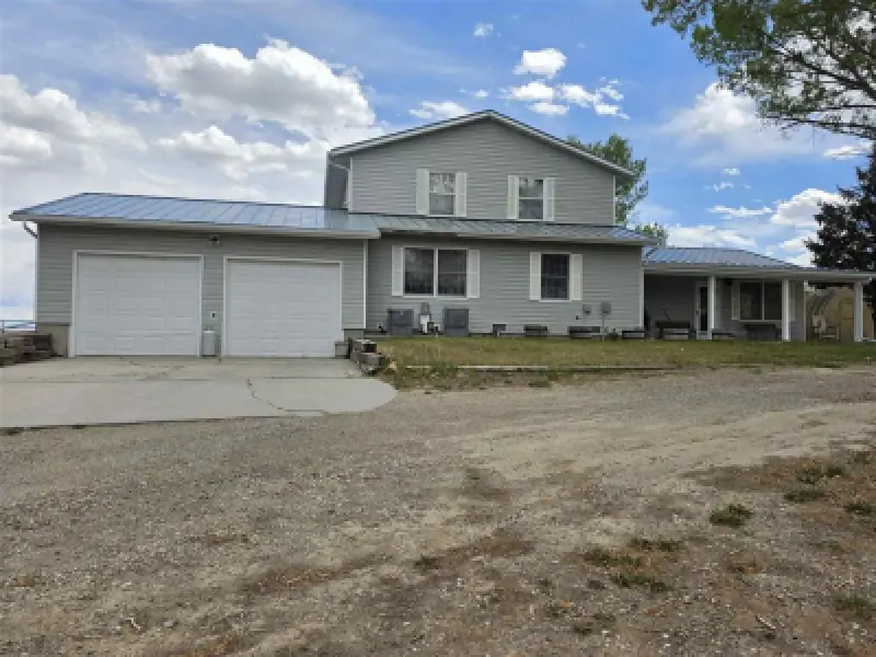 1302 Ten Mile Dr Worland #2