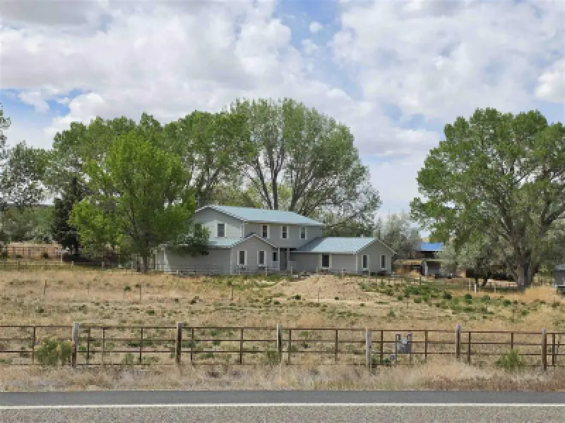 1302 Ten Mile Dr Worland #7