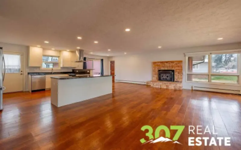 1220 Meadow Ln Ave Cody #2