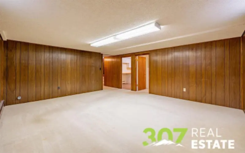 1220 Meadow Ln Ave Cody #23