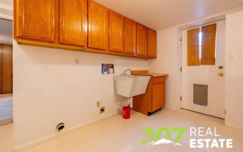 1220 Meadow Ln Ave Cody #30