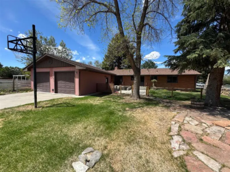 1220 Meadow Ln Ave Cody #36