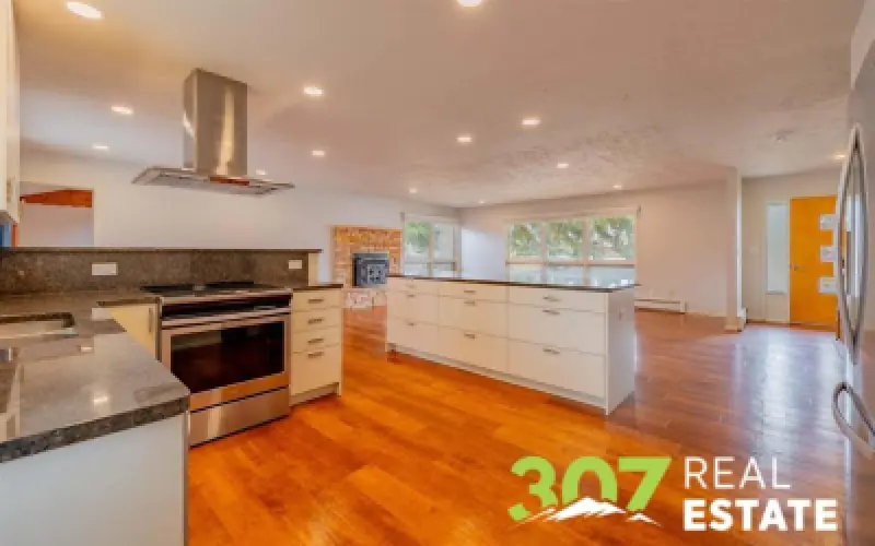1220 Meadow Ln Ave Cody #6