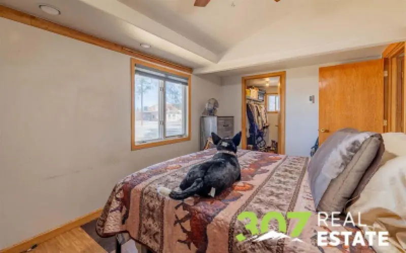 868 E North St Powell #17