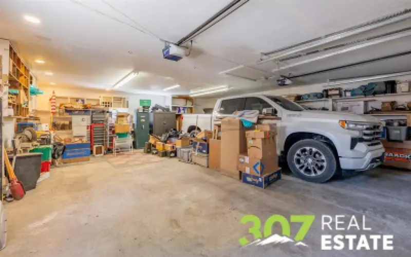 868 E North St Powell #19
