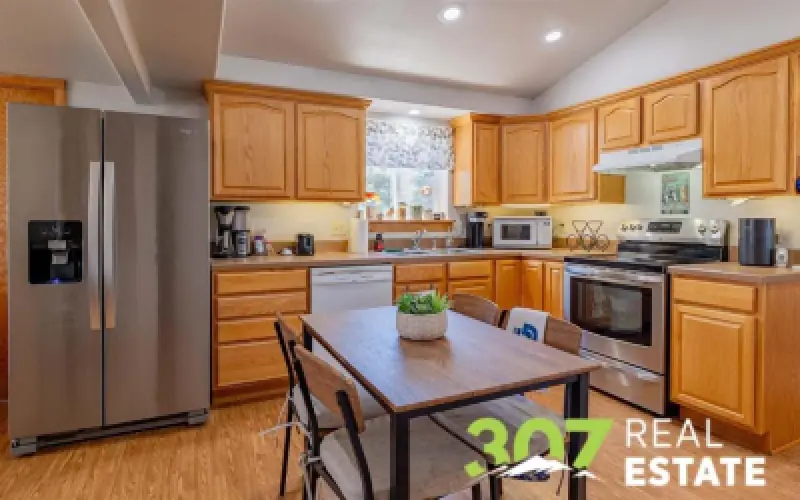 868 E North St Powell #7