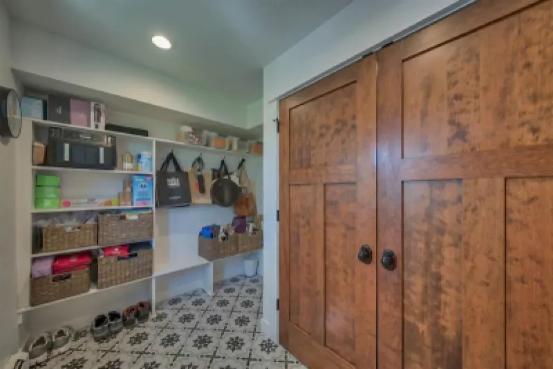 502 Skyline Dr Cody #24