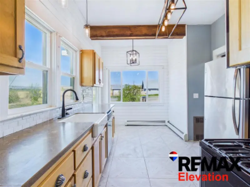 1026 Lane 5 Powell #16