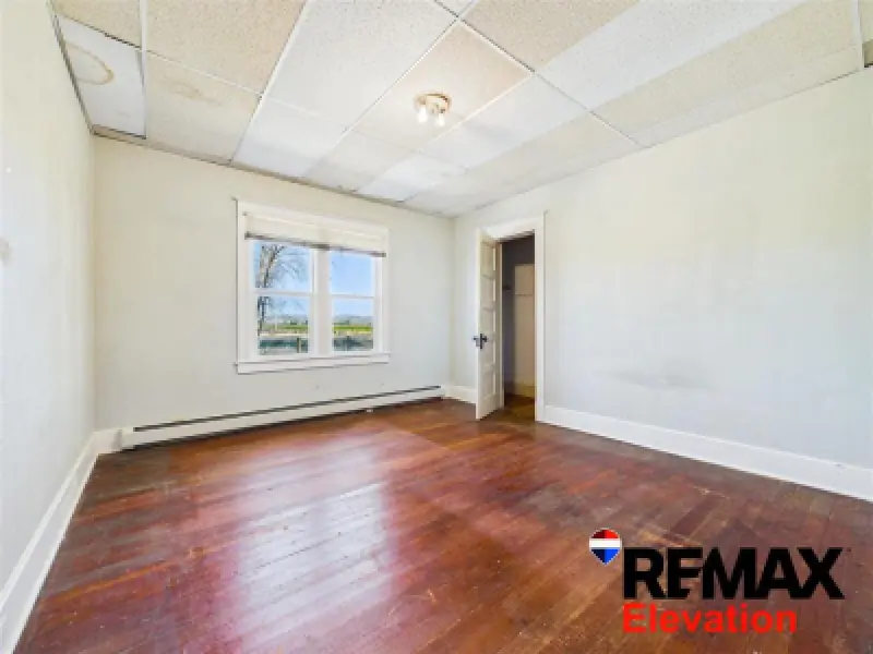 1026 Lane 5 Powell #37