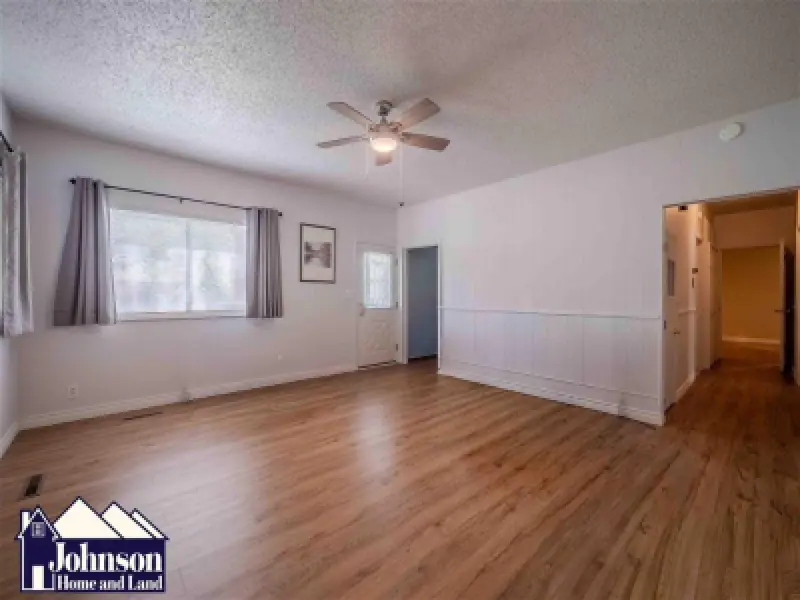 283 3rd St Lovell #10