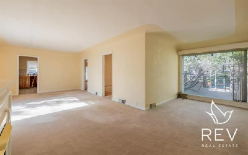 1244 Bleistein Ave Cody #10