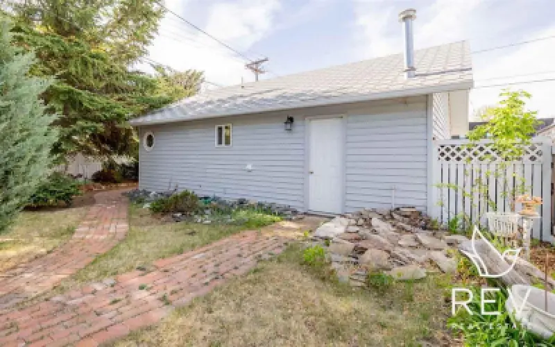 1244 Bleistein Ave Cody #28