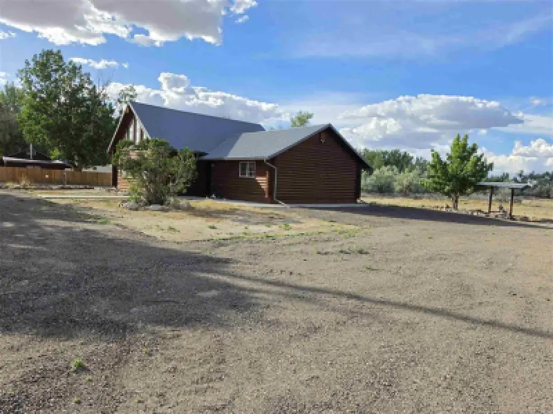 311 Bridge Ave Worland #2