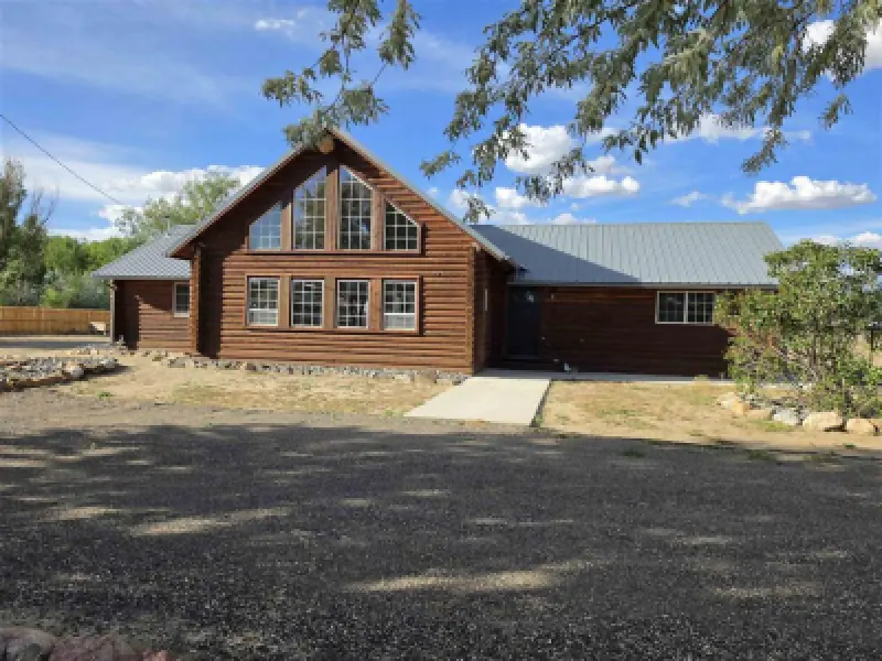 311 Bridge Ave Worland #4
