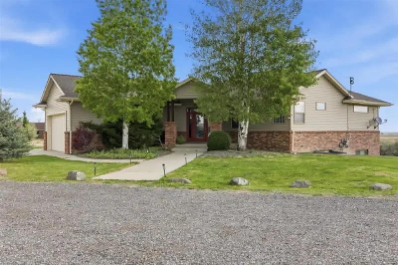 1084 Road 8 Powell #1