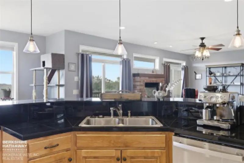 1084 Road 8 Powell #10