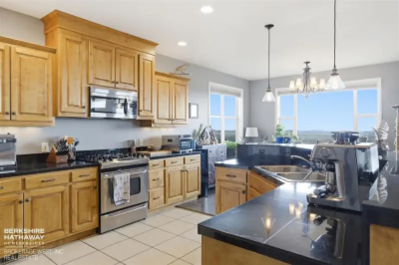 1084 Road 8 Powell #12