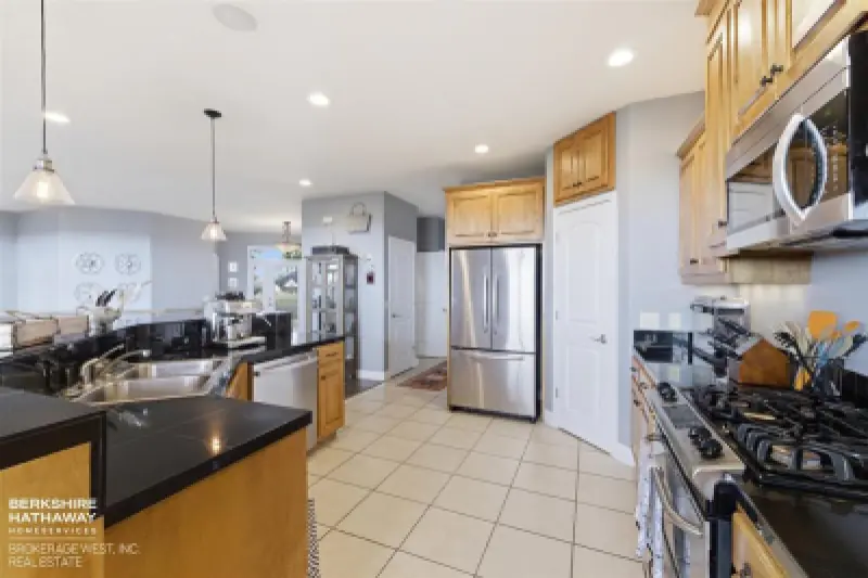 1084 Road 8 Powell #13