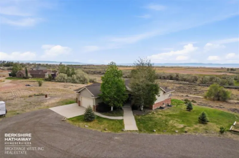 1084 Road 8 Powell #43