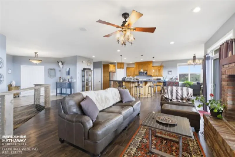 1084 Road 8 Powell #7