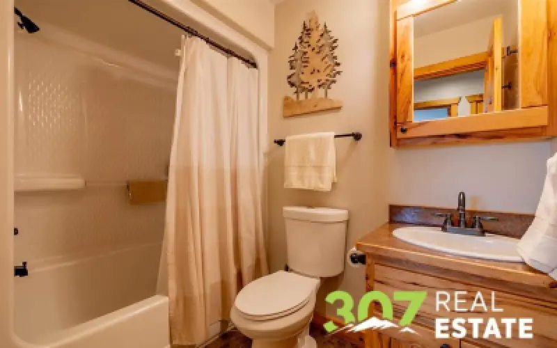 2832 Kent Ave Cody #20