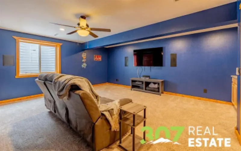 2832 Kent Ave Cody #32