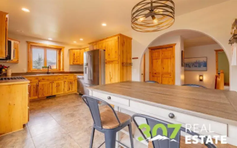 2832 Kent Ave Cody #6