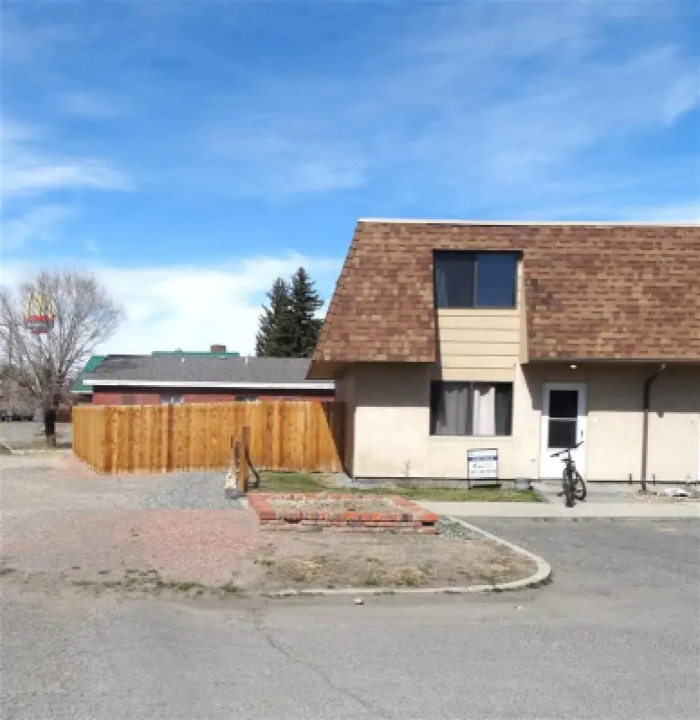 1809 Mountain View Dr Cody #3