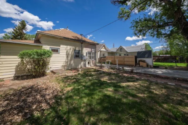 1118 Bleistein Ave Cody #25