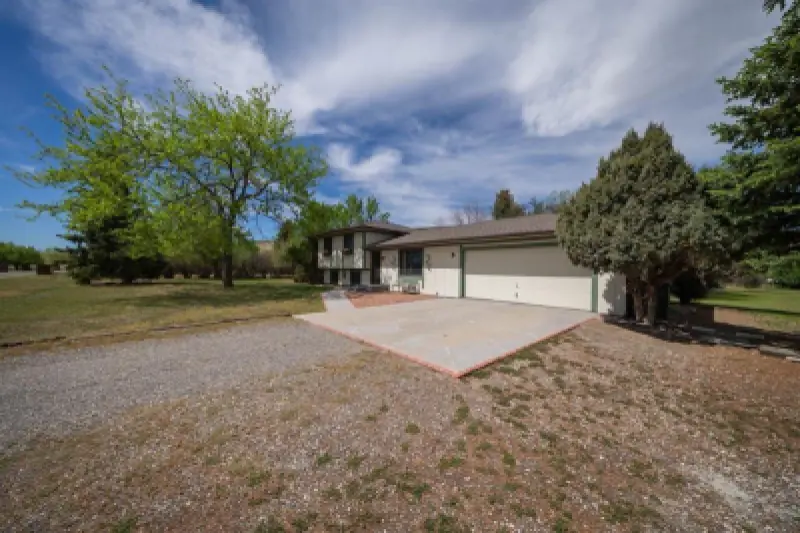 2305 Tresler Ave Cody #10