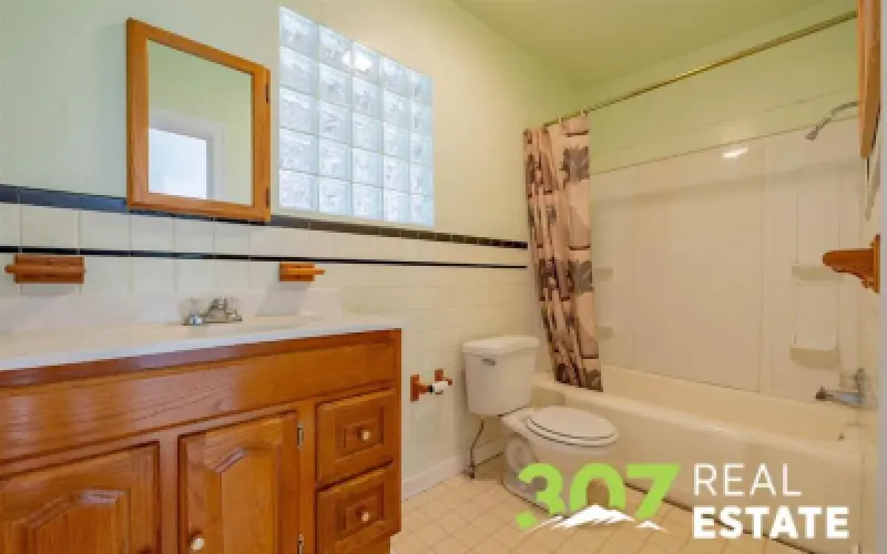 354 4th St Powell #10