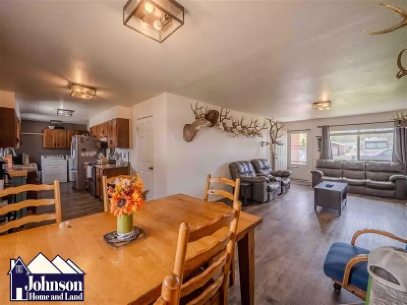 175 7th St Lovell #11