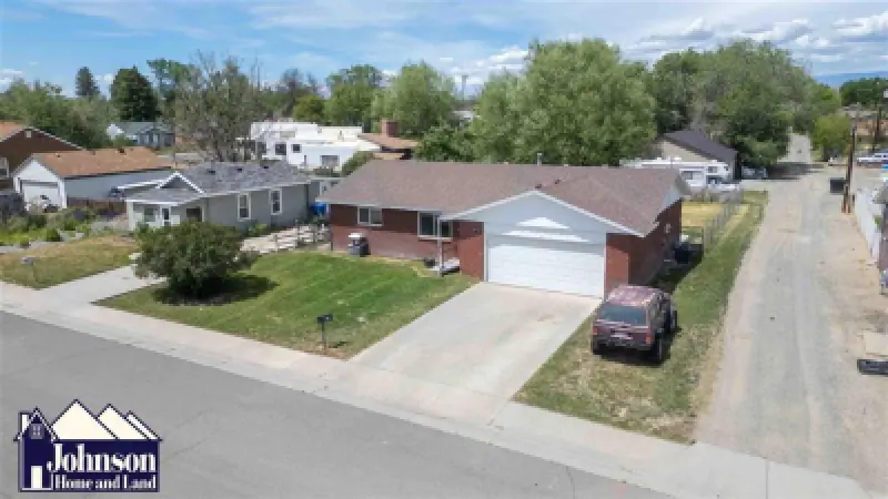 175 7th St Lovell #2