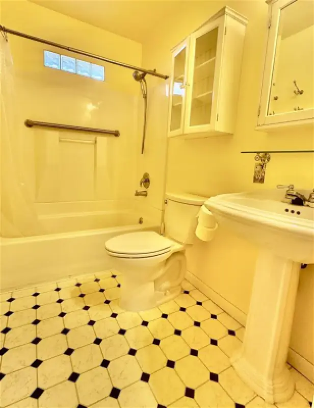 700 Holly Ave Worland #12