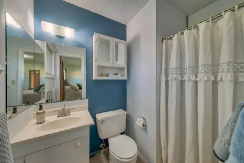 2580 Newton Ave Cody #16