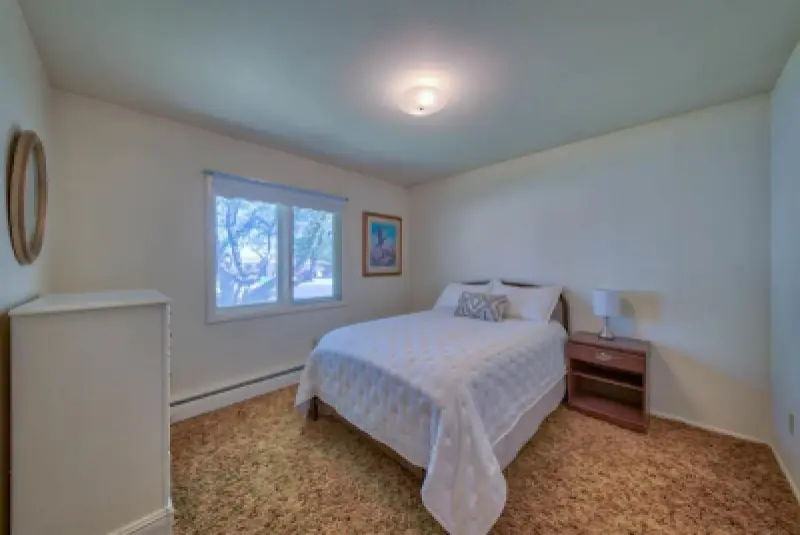 2580 Newton Ave Cody #20