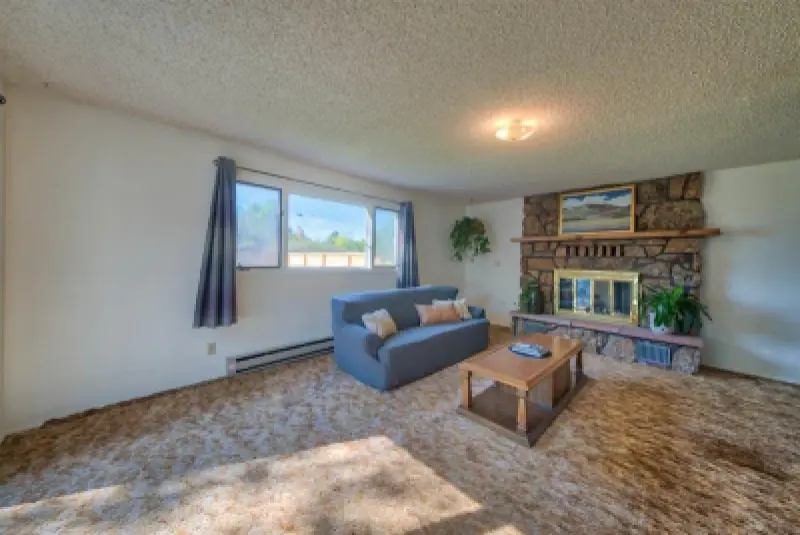2580 Newton Ave Cody #25