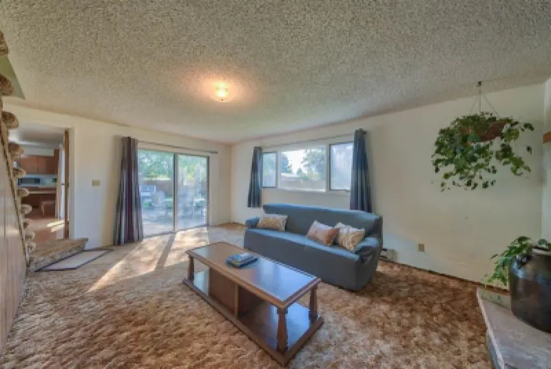 2580 Newton Ave Cody #27