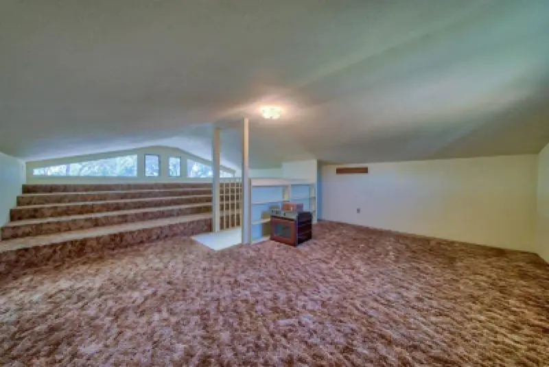 2580 Newton Ave Cody #32