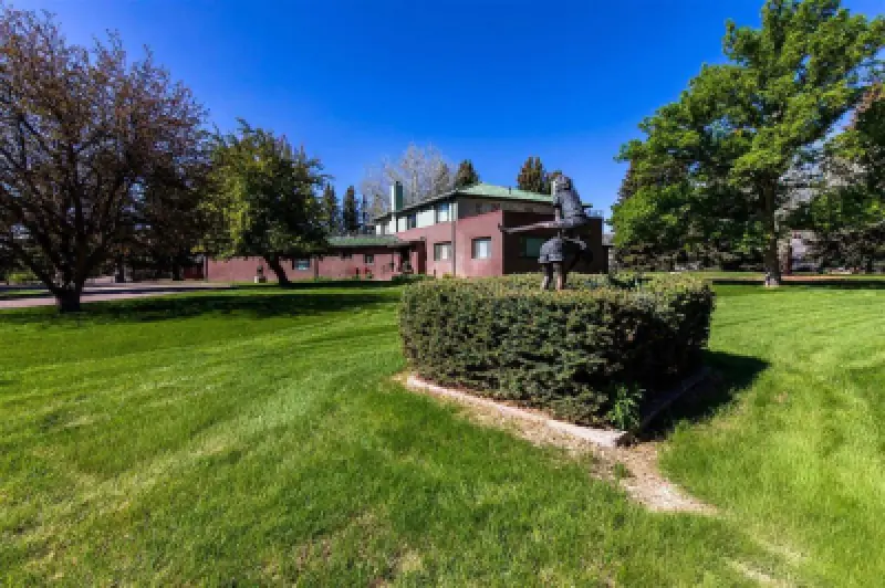 625 Skyline Dr Cody #10