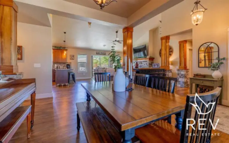 3008 Hardpan Ave Cody #10