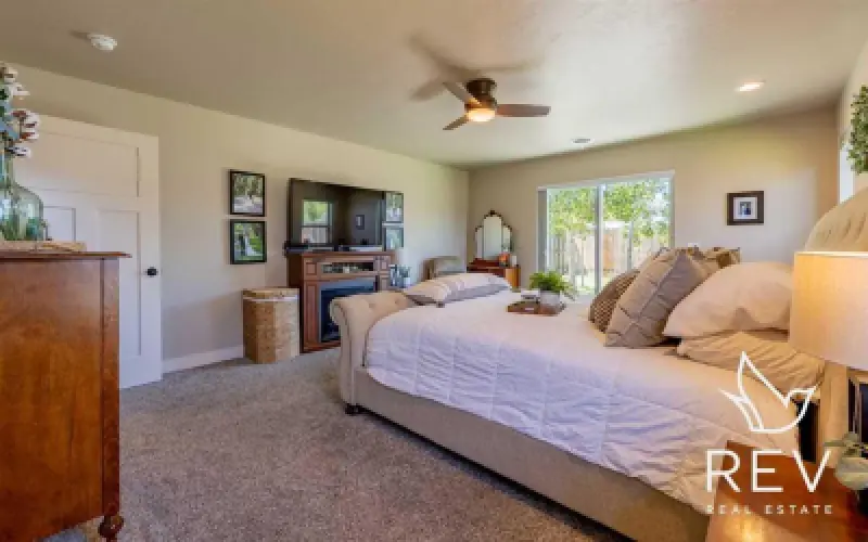 3008 Hardpan Ave Cody #16