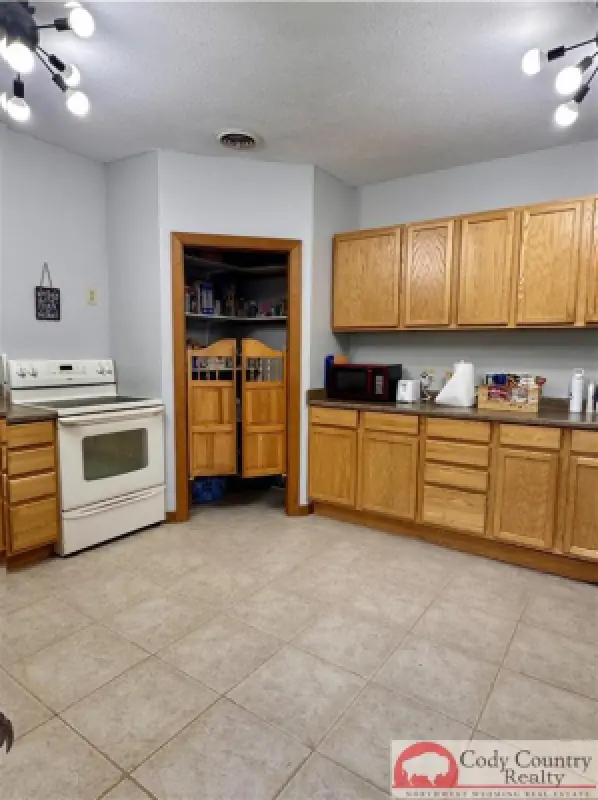 736 Kansas Ave Lovell #10