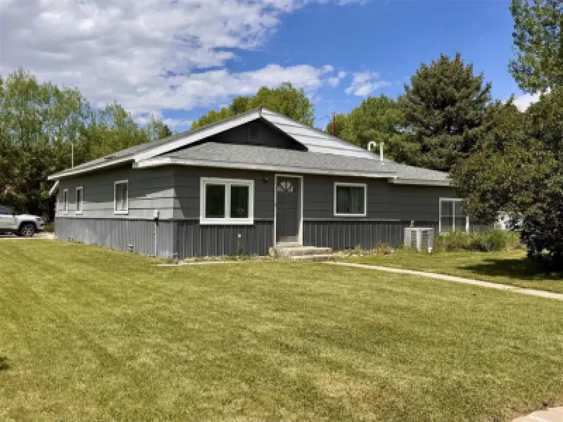 736 Kansas Ave Lovell #2