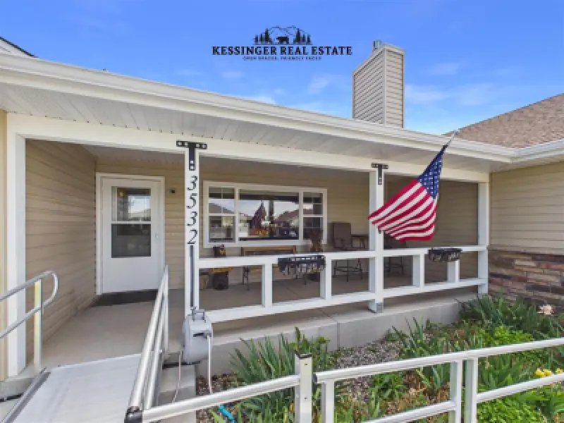 3532 Maple Leaf Ave Cody #2
