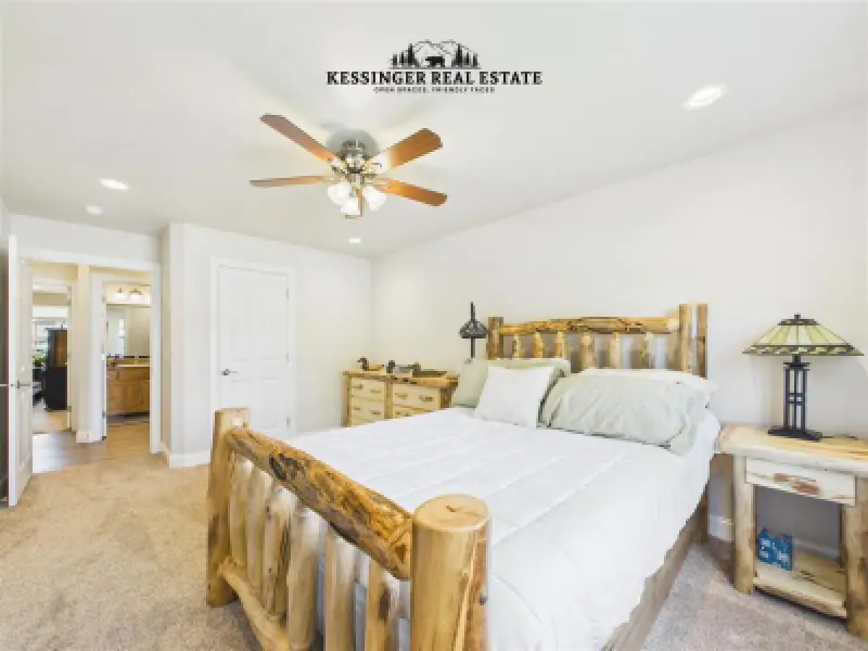 3532 Maple Leaf Ave Cody #31
