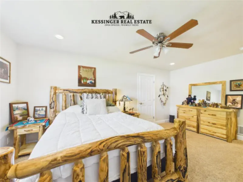 3532 Maple Leaf Ave Cody #35